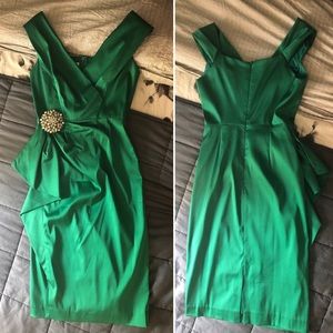 Emerald Green Maggy London Dress-Elegant & classy!